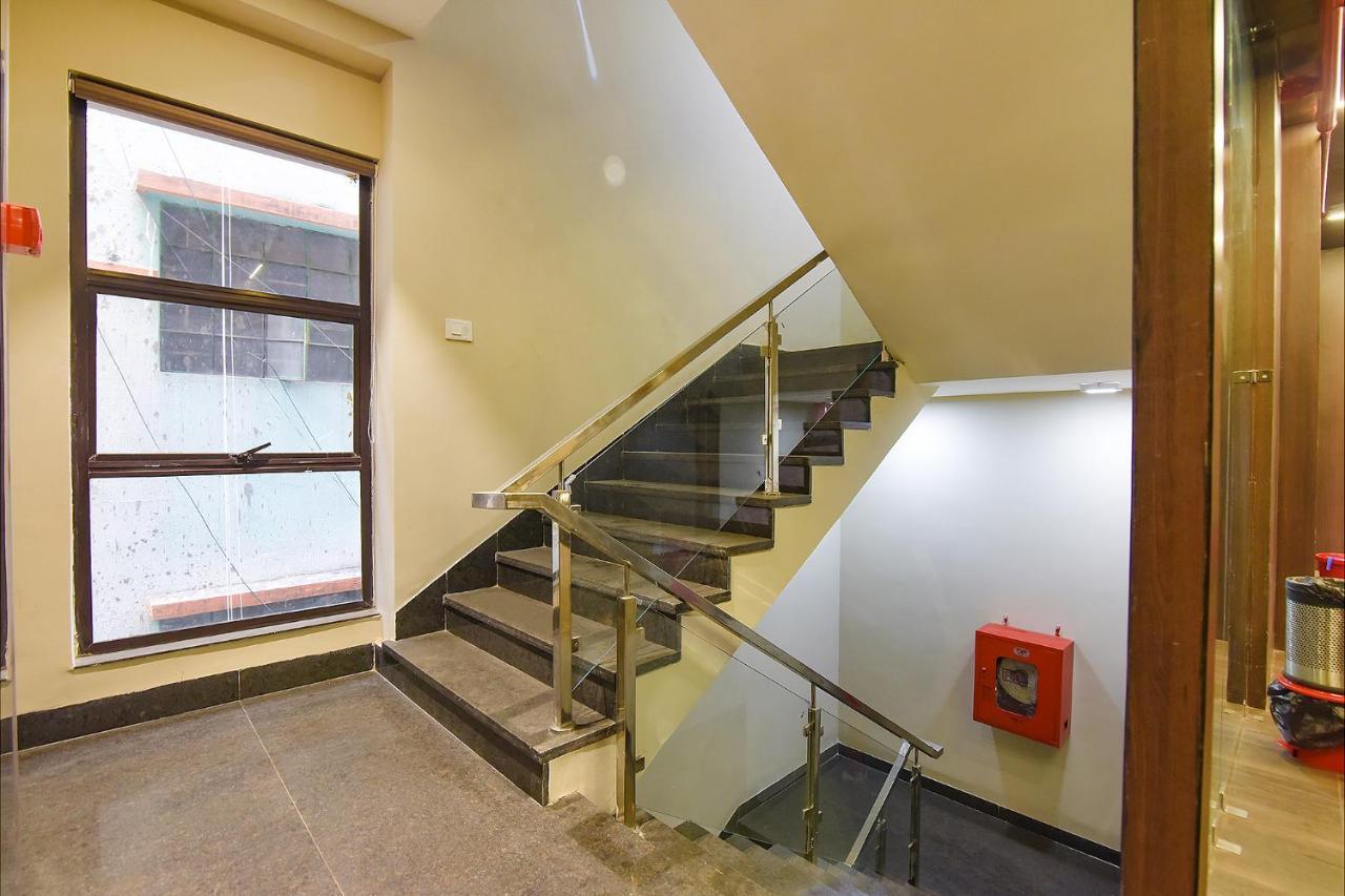 Fabhotel Eros 282 - Nr Sreebhumi Liluah Екстер'єр фото